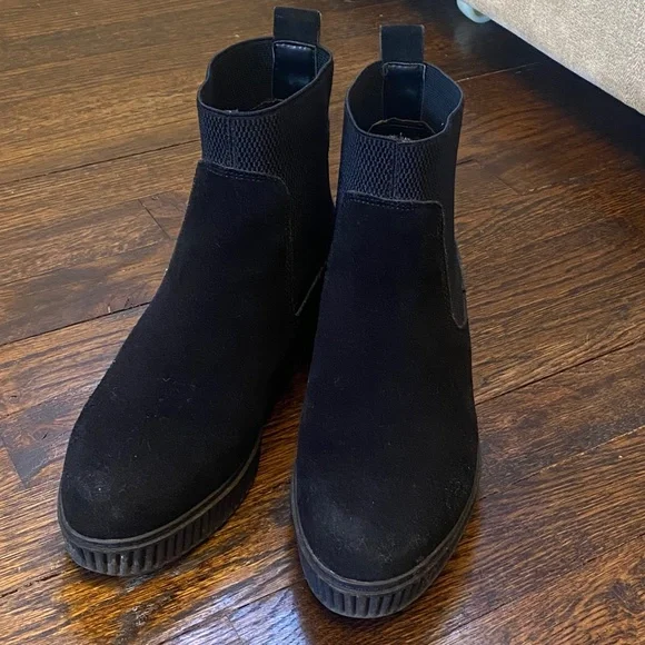 Aerosoles Barnstormer Platform Booties, Size 6 - Picture 5 of 7